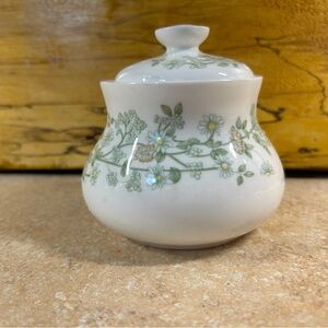 Royal Doulton Summer Mist Sugar 1978